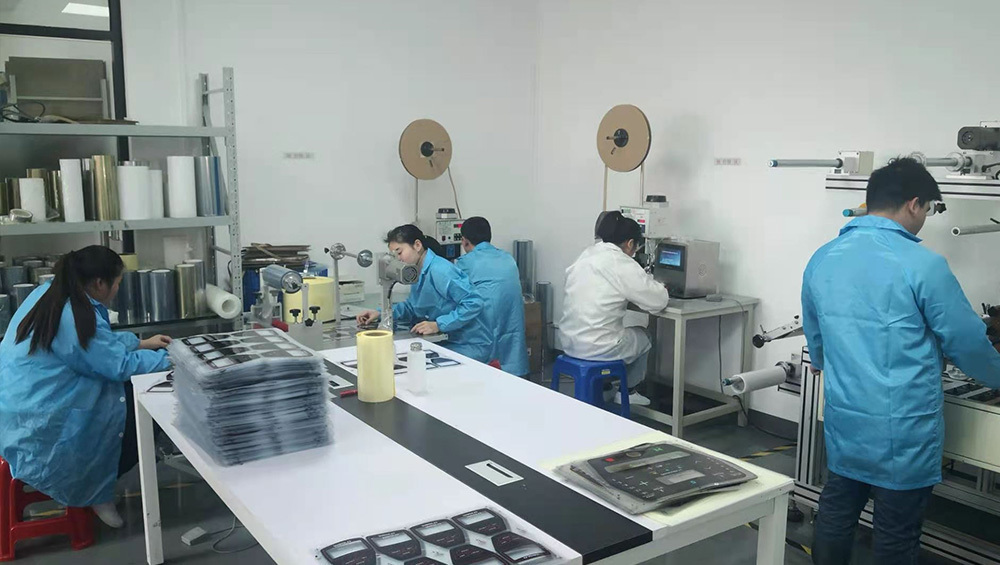 Assembly of keypad interface components